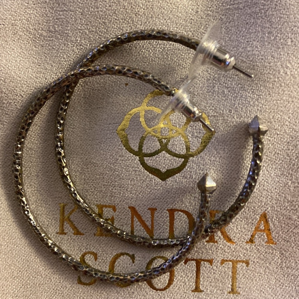 Kendra Scott Hammered Hoop Earrings - Antique Silver